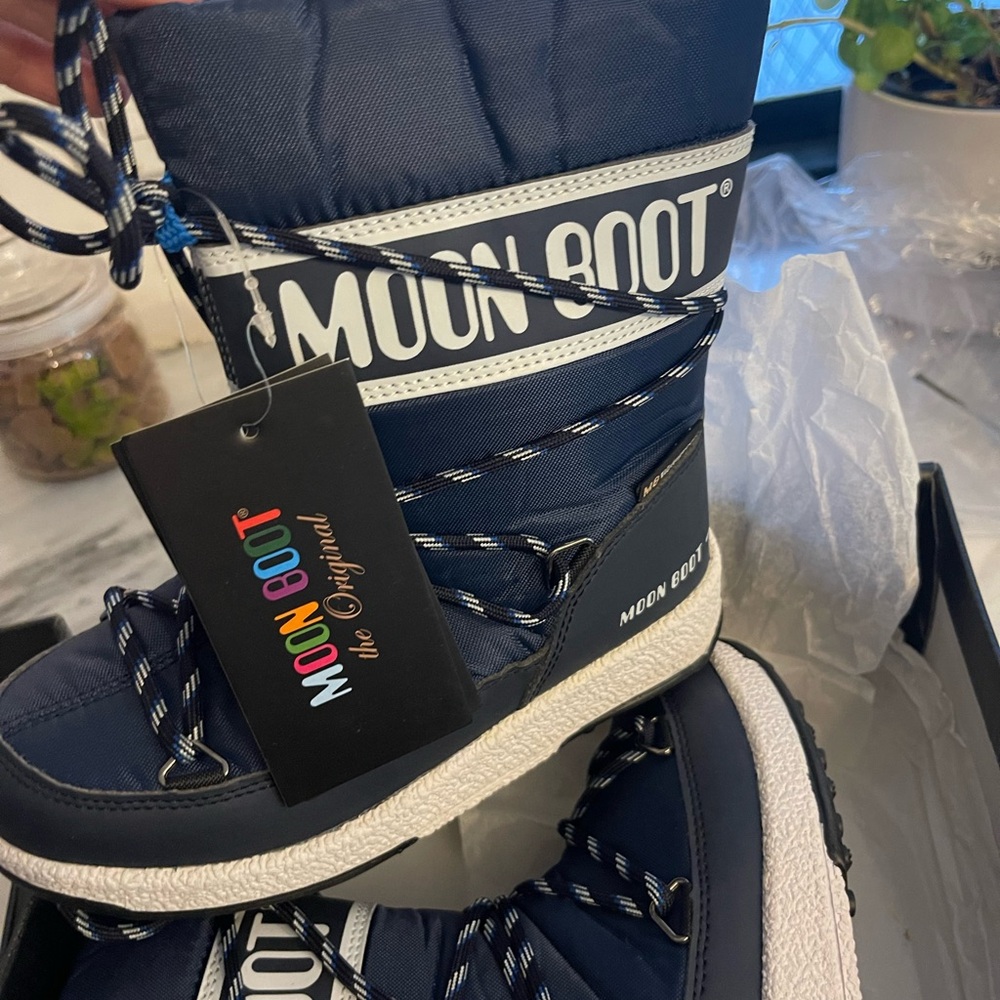 Moon Boot Dark Blue and White Winter Boots